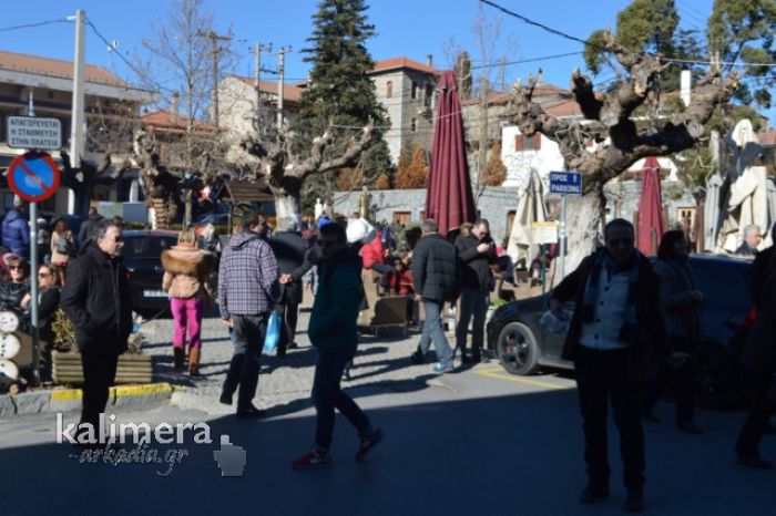 &laquo;&Pi;&nu;ί&gamma;&eta;&kappa;&epsilon;&raquo; &sigma;&tau;&omicron;&nu; &kappa;ό&sigma;&mu;&omicron; &eta; &pi;&alpha;&nu;έ&mu;&omicron;&rho;&phi;&eta; &Beta;&upsilon;&tau;ί&nu;&alpha;! (&epsilon;&iota;&kappa;ό&nu;&epsilon;&sigmaf;)