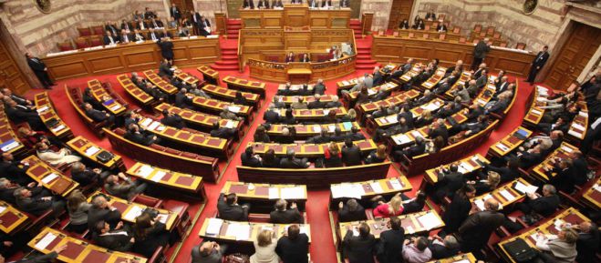 Live | Η συζήτηση στην ολομέλεια της Βουλής για την αλλαγή φύλου