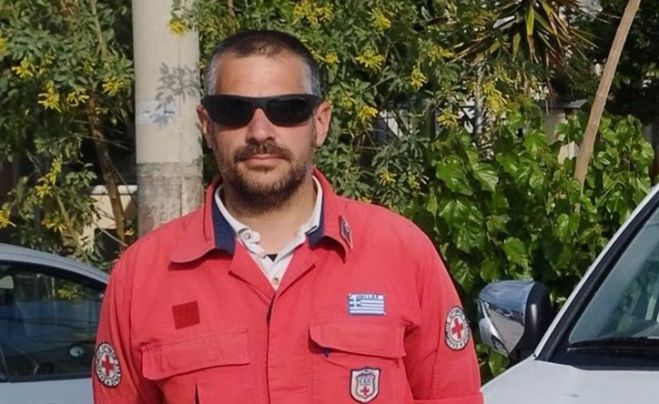 &Theta;&rho;ή&nu;&omicron;&sigmaf; &sigma;&tau;&omicron;&nu; &Epsilon;&rho;&upsilon;&theta;&rho;ό &Sigma;&tau;&alpha;&upsilon;&rho;ό &Tau;&rho;ί&pi;&omicron;&lambda;&eta;&sigmaf; - "Έ&phi;&upsilon;&gamma;&epsilon;" &omicron; &Gamma;&iota;ώ&rho;&gamma;&omicron;&sigmaf; &Beta;&omicron;ύ&lambda;&gamma;&alpha;&rho;&eta;&sigmaf;