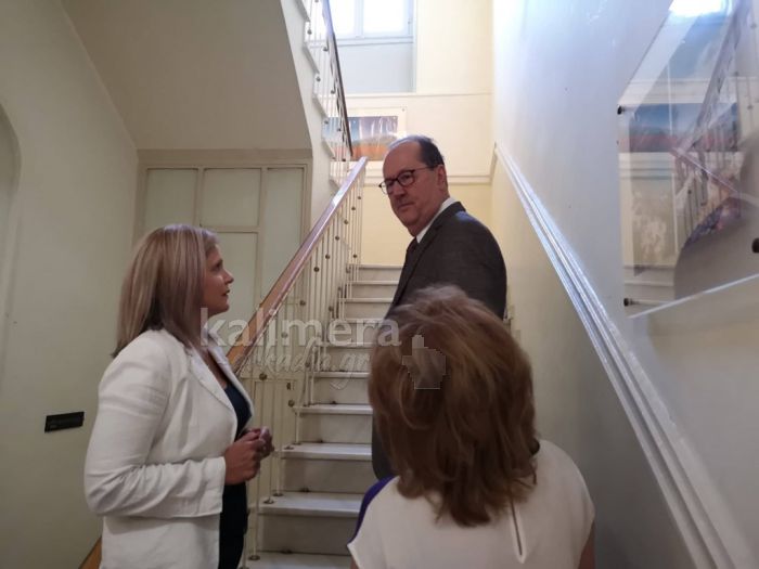 Νίκας: &quot;Πως ανέβαιναν αυτές τις σκάλες τα άτομα με αναπηρία;&quot;