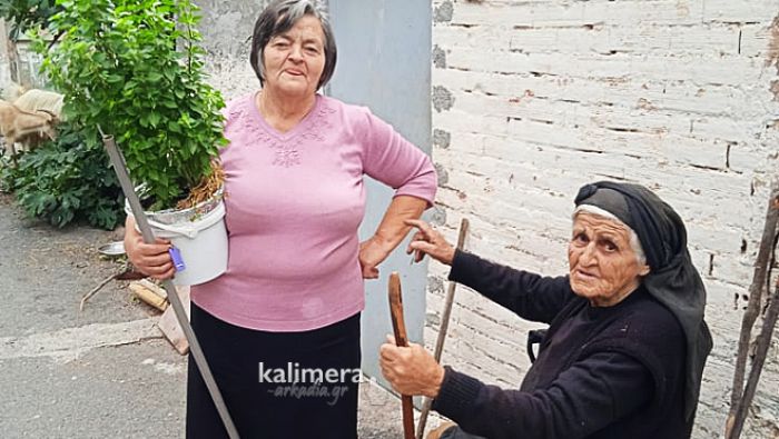 &Omicron;&iota; &gamma;&iota;&alpha;&gamma;&iota;ά&delta;&epsilon;&sigmaf; "&alpha;&kappa;&rho;ί&tau;&iota;&sigma;&sigma;&epsilon;&sigmaf;" &tau;&omicron;&upsilon; &Nu;&epsilon;&omicron;&chi;&omega;&rho;ί&omicron;&upsilon; &Phi;&alpha;&lambda;&alpha;&iota;&sigma;ί&alpha;&sigmaf; &sigma;&tau;&eta;&nu; &Alpha;&rho;&kappa;&alpha;&delta;ί&alpha;! (vd)