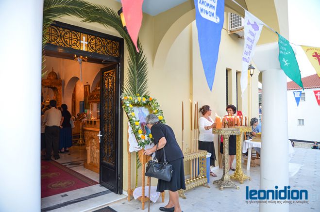 &Omicron; &epsilon;&omicron;&rho;&tau;&alpha;&sigma;&mu;ό&sigmaf; &tau;&eta;&sigmaf; &Alpha;&gamma;ί&alpha;&sigmaf; &Mu;&alpha;&rho;ί&nu;&alpha;&sigmaf; &sigma;&tau;&omicron;&nu; &Tau;&upsilon;&rho;ό (&beta;ί&nu;&tau;&epsilon;&omicron;+&epsilon;&iota;&kappa;ό&nu;&epsilon;&sigmaf;)