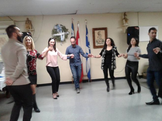 &Gamma;&lambda;έ&nu;&tau;&eta;&sigma;&alpha;&nu; &kappa;&alpha;&iota; &chi;ό&rho;&epsilon;&psi;&alpha;&nu; &omicron;&iota; &omicron;&mu;&omicron;&gamma;&epsilon;&nu;&epsilon;ί&sigmaf; &Alpha;&rho;&kappa;ά&delta;&epsilon;&sigmaf; &sigma;&tau;&omicron;&nu; &mu;&alpha;&kappa;&rho;&iota;&nu;ό &Kappa;&alpha;&nu;&alpha;&delta;ά! (&epsilon;&iota;&kappa;ό&nu;&epsilon;&sigmaf;)