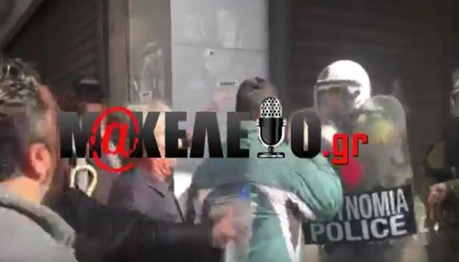 &quot;Τον πατέρα σου βαράς, ρε;&quot; (vd)