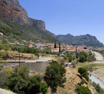 &Alpha;&nu;&alpha;&beta;&omicron;&lambda;ή &pi;&alpha;&rho;&omicron;&upsilon;&sigma;ί&alpha;&sigma;&eta;&sigmaf; &kappa;&upsilon;&kappa;&lambda;&omicron;&phi;&omicron;&rho;&iota;&alpha;&kappa;&omicron;ύ &sigma;&tau;&eta; &Nu;ό&tau;&iota;&alpha; &Kappa;&upsilon;&nu;&omicron;&upsilon;&rho;ί&alpha;