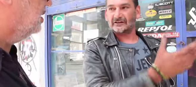 &Chi;&alpha;&mu;ό&sigmaf; &sigma;&tau;&eta; &Sigma;&pi;ά&rho;&tau;&eta; &ndash; &Pi;&omicron;&lambda;ί&tau;&eta;&sigmaf;: &laquo;&Alpha;&nu; &epsilon;ί&chi;&alpha; &mu;&pi;&rho;&omicron;&sigma;&tau;ά &mu;&omicron;&upsilon; &tau;&omicron;&nu; &Gamma;&rho;&eta;&gamma;&omicron;&rho;ά&kappa;&omicron;, &theta;&alpha; &tau;&omicron; έ&sigma;&pi;&alpha;&zeta;&alpha; &sigma;&tau;&omicron; &xi;ύ&lambda;&omicron;&raquo; (vd)!