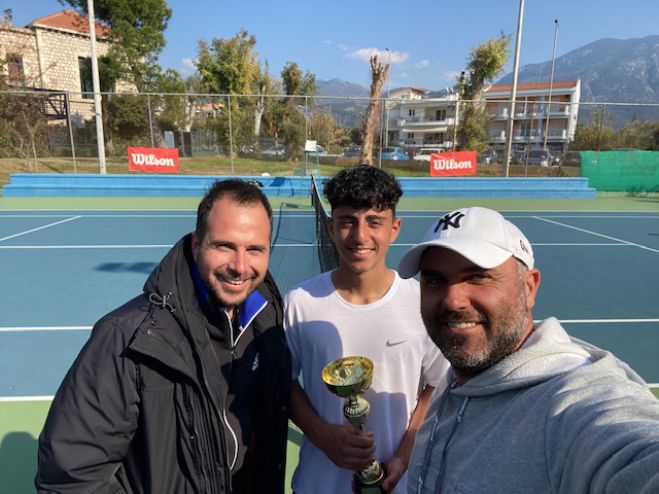 &Tau;έ&nu;&iota;&sigmaf; | &Pi;&rho;ώ&tau;&omicron;&sigmaf; &sigma;&epsilon; &pi;&alpha;&nu;&epsilon;&lambda;&lambda;&alpha;&delta;&iota;&kappa;ό &tau;&omicron;&upsilon;&rho;&nu;&omicron;&upsilon;ά &omicron; &Kappa;&alpha;&kappa;&omicron;&upsilon;&rho;ί&delta;&eta;&sigmaf; &tau;&omicron;&upsilon; Smash