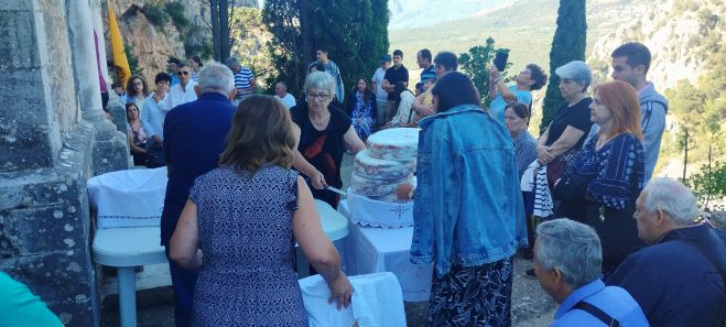 Εσπερινός στην εορτάζουσα Μονή Προδρόμου Γορτυνίας (εικόνες)