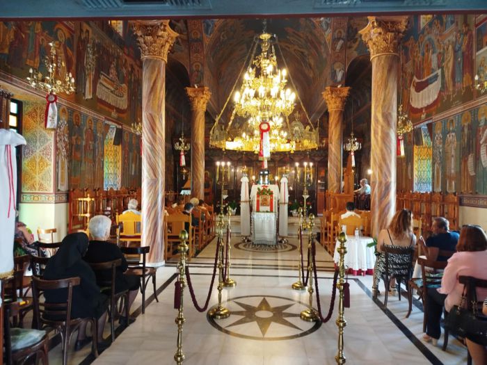 Κυριακή της Πεντηκοστής στον Άγιο Νικόλαο Δολιανών (εικόνες)