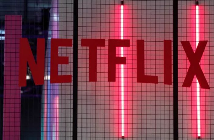 Έχετε κοινό λογαριασμό Netflix με φίλους σας ή συγγενείς σας; - Θα χρεώνεστε «επιπλέον» τέλη χρήσης το 2023!