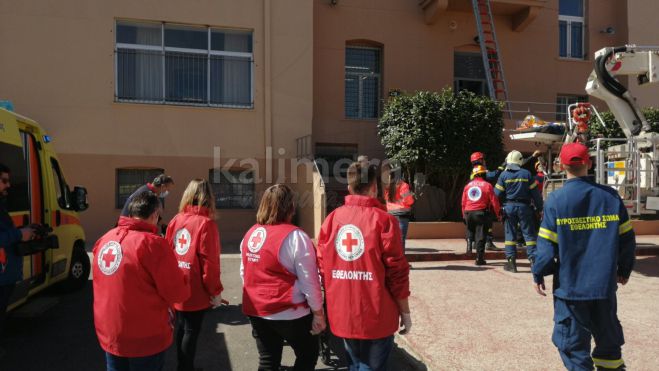 &Epsilon;&rho;&upsilon;&theta;&rho;ό&sigmaf; &Sigma;&tau;&alpha;&upsilon;&rho;ό&sigmaf; &Tau;&rho;ί&pi;&omicron;&lambda;&eta;&sigmaf; | &Sigma;&epsilon; ά&sigma;&kappa;&eta;&sigma;&eta; &pi;&lambda;ή&rho;&omicron;&upsilon;&sigmaf; &kappa;&lambda;ί&mu;&alpha;&kappa;&alpha;&sigmaf; &sigma;&epsilon; &pi;&epsilon;&rho;ί&pi;&tau;&omega;&sigma;&eta; &Sigma;&epsilon;&iota;&sigma;&mu;&omicron;ύ &kappa;&alpha;&iota; &Pi;&upsilon;&rho;&kappa;&alpha;&gamma;&iota;ά&sigmaf; &sigma;&tau;&omicron; 11&omicron; &Delta;&eta;&mu;&omicron;&tau;&iota;&kappa;ό