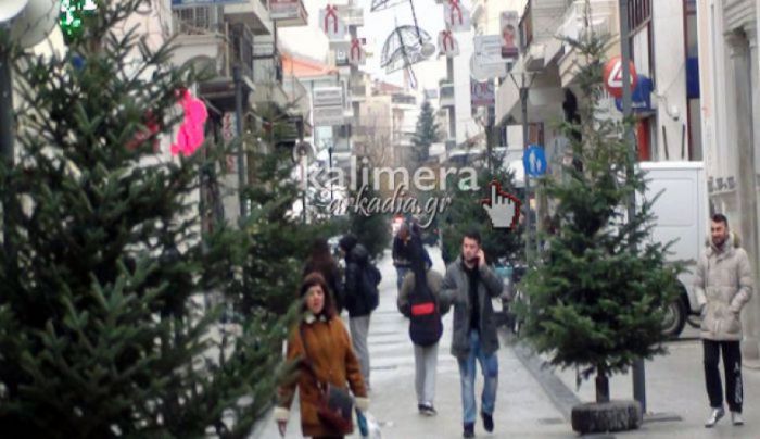 &Tau;&rho;ί&pi;&omicron;&lambda;&eta; | &Pi;&omicron;&iota;&epsilon;&sigmaf; &Kappa;&upsilon;&rho;&iota;&alpha;&kappa;έ&sigmaf; &theta;&alpha; &epsilon;ί&nu;&alpha;&iota; &alpha;&nu;&omicron;&iota;&chi;&tau;ά &tau;&alpha; &mu;&alpha;&gamma;&alpha;&zeta;&iota;ά!
