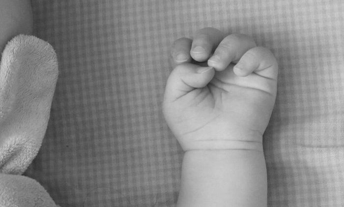 &Theta;ά&nu;&alpha;&tau;&omicron;&sigmaf; &pi;&alpha;&iota;&delta;&iota;ώ&nu; &sigma;&tau;&eta;&nu; &Pi;ά&tau;&rho;&alpha; | &Phi;ί&lambda;&eta; &tau;&omicron;&upsilon; &zeta;&epsilon;&upsilon;&gamma;&alpha;&rho;&iota;&omicron;ύ &alpha;&pi;&omicron;&kappa;&alpha;&lambda;ύ&pi;&tau;&epsilon;&iota;