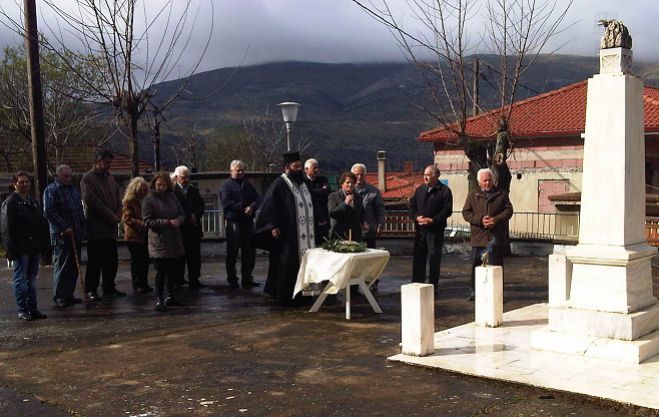 &Eta; 25&eta; &Mu;&alpha;&rho;&tau;ί&omicron;&upsilon; &sigma;&tau;&eta;&nu; &Epsilon;&nu;&omicron;&rho;ί&alpha; &Delta;ά&phi;&nu;&eta;&sigmaf; &Mu;&alpha;&nu;&iota;&alpha;&tau;ί&omicron;&upsilon; (&epsilon;&iota;&kappa;ό&nu;&epsilon;&sigmaf;)