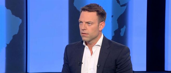 &Kappa;&alpha;&sigma;&sigma;&epsilon;&lambda;ά&kappa;&eta;&sigmaf;: "&Theta;&alpha; &epsilon;ί&mu;&alpha;&iota; &upsilon;&pi;&omicron;&psi;ή&phi;&iota;&omicron;&sigmaf; &gamma;&iota;&alpha; &tau;&eta;&nu; &epsilon;&nu;&iota;&alpha;ί&alpha; &Kappa;&epsilon;&nu;&tau;&rho;&omicron;&alpha;&rho;&iota;&sigma;&tau;&epsilon;&rho;ά, &alpha;&kappa;ό&mu;&eta; &kappa;&iota; &alpha;&pi;έ&nu;&alpha;&nu;&tau;&iota; &sigma;&tau;&omicron;&nu; &Tau;&sigma;ί&pi;&rho;&alpha;" (vd)