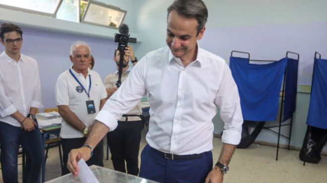 &Epsilon;&kappa;&lambda;&omicron;&gamma;έ&sigmaf; 25 &Sigma;&epsilon;&pi;&tau;&epsilon;&mu;&beta;&rho;ί&omicron;&upsilon; ή 2 &Omicron;&kappa;&tau;&omega;&beta;&rho;ί&omicron;&upsilon; - &Beta;&omicron;&upsilon;&lambda;&epsilon;&upsilon;&tau;ή&sigmaf; &tau;&eta;&sigmaf; &Nu;&Delta; &mu;&iota;&lambda;ά &gamma;&iota;&alpha; &tau;&eta;&nu; &pi;&rho;ό&omega;&rho;&eta; &pi;&rho;&omicron;&sigma;&phi;&upsilon;&gamma;ή &sigma;&tau;&iota;&sigmaf; &kappa;ά&lambda;&pi;&epsilon;&sigmaf;