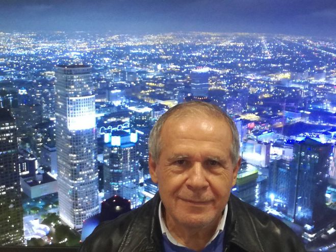 &Omicron; &Sigma;&Upsilon;&Rho;&Iota;&Zeta;&Alpha; &Alpha;&rho;&kappa;&alpha;&delta;ί&alpha;&sigmaf; &gamma;&iota;&alpha; &tau;&eta;&nu; &alpha;&pi;ώ&lambda;&epsilon;&iota;&alpha; &tau;&omicron;&upsilon; &Iota;&omega;ά&nu;&nu;&eta; &Delta;&alpha;ύ&rho;&omicron;&upsilon; | "&Sigma;&tau;&omicron; &sigma;ύ&nu;&tau;&rho;&omicron;&phi;ό &mu;&alpha;&sigmaf;, &epsilon;&upsilon;&chi;ό&mu;&alpha;&sigma;&tau;&epsilon; &kappa;&alpha;&lambda;ό &tau;&alpha;&xi;ί&delta;&iota; &sigma;&tau;&eta;&nu; &alpha;&iota;&omega;&nu;&iota;ό&tau;&eta;&tau;&alpha;"