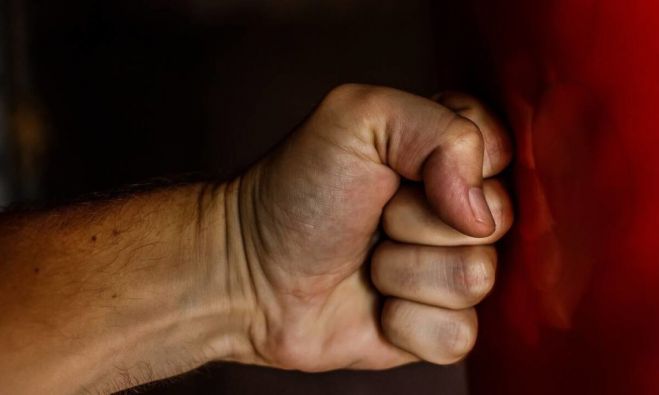 Ά&gamma;&rho;&iota;&omicron; &xi;ύ&lambda;&omicron; &sigma;&tau;&eta;&nu; &Kappa;&omicron;&upsilon;&rho;&omicron;ύ&tau;&alpha; &ndash; 30&chi;&rho;&omicron;&nu;&omicron;&sigmaf; &mu;&epsilon;&tau;&alpha;&phi;έ&rho;&theta;&eta;&kappa;&epsilon; &sigma;&tau;&omicron; &Nu;&omicron;&sigma;&omicron;&kappa;&omicron;&mu;&epsilon;ί&omicron;