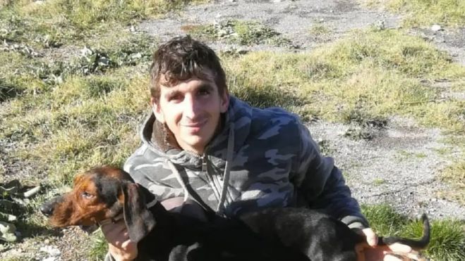 &Sigma;&upsilon;&nu;&tau;&epsilon;&tau;&rho;&iota;&mu;&mu;έ&nu;&omicron;&iota; &omicron;&iota; &phi;ί&lambda;&omicron;&iota; &tau;&omicron;&upsilon; 33&chi;&rho;&omicron;&nu;&omicron;&upsilon; &Sigma;&tau;&alpha;ύ&rho;&omicron;&upsilon; &pi;&omicron;&upsilon; &kappa;&epsilon;&rho;&alpha;&upsilon;&nu;&omicron;&beta;&omicron;&lambda;ή&theta;&eta;&kappa;&epsilon; &sigma;&tau;&omicron;&nu; Ά&gamma;&iota;&omicron; &Alpha;&nu;&delta;&rho;έ&alpha; &ndash; &laquo;&Pi;ή&gamma;&epsilon; &sigma;&tau;&eta; &delta;&omicron;&upsilon;&lambda;&epsilon;&iota;ά &kappa;&alpha;&iota; &delta;&epsilon; &theta;&alpha; &gamma;&upsilon;&rho;ί&sigma;&epsilon;&iota; &xi;&alpha;&nu;ά&raquo;