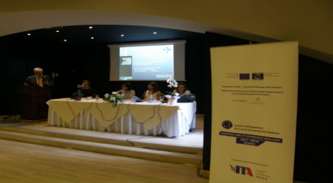 &Tau;&omicron; &Sigma;&upsilon;&mu;&beta;&omicron;ύ&lambda;&iota;&omicron; &tau;&eta;&sigmaf; &Epsilon;&upsilon;&rho;ώ&pi;&eta;&sigmaf; &beta;&rho;&alpha;&beta;&epsilon;ύ&epsilon;&iota; &tau;&iota;&sigmaf; "&kappa;&alpha;&lambda;έ&sigmaf; &pi;&rho;&alpha;&kappa;&tau;&iota;&kappa;έ&sigmaf;" &tau;&omicron;&upsilon; &Delta;ή&mu;&omicron;&upsilon; &Tau;&rho;ί&pi;&omicron;&lambda;&eta;&sigmaf;!