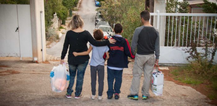 Τρόφιμα και είδη πρώτης ανάγκης συγκεντρώνει το &quot;Χαμόγελο του Παιδιού&quot; στην Τρίπολη