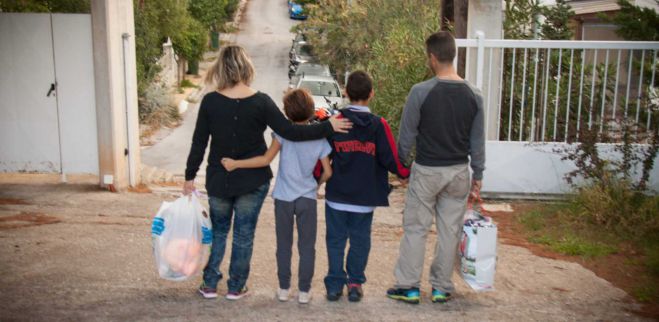 Τρόφιμα και είδη πρώτης ανάγκης συγκεντρώνει το &quot;Χαμόγελο του Παιδιού&quot; στην Τρίπολη