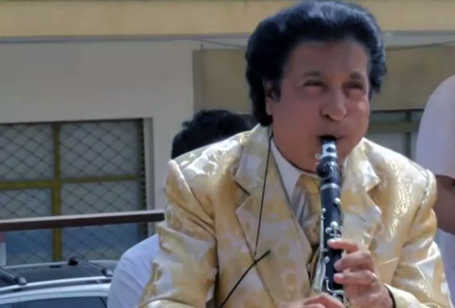 &Gamma;&iota;ώ&rho;&gamma;&omicron;&sigmaf; &Mu;ά&gamma;&kappa;&alpha;&sigmaf;: &laquo;&Nu;&tau;&rho;&omicron;&pi;ή &sigma;&epsilon; &alpha;&upsilon;&tau;&omicron;ύ&sigmaf; &pi;&omicron;&upsilon; &delta;&iota;έ&rho;&rho;&epsilon;&upsilon;&sigma;&alpha;&nu; ό&tau;&iota; έ&chi;&omega; &pi;&epsilon;&theta;ά&nu;&epsilon;&iota;&raquo;