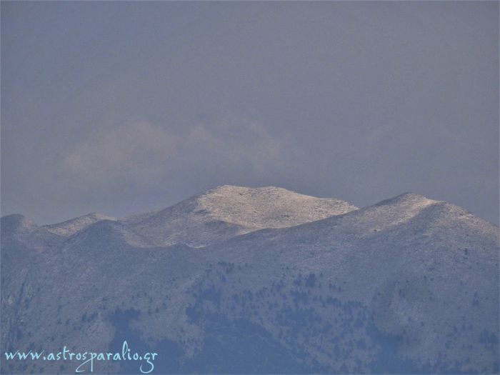 Έπεσε το πρώτο χιόνι στον Πάρνωνα (εικόνες)