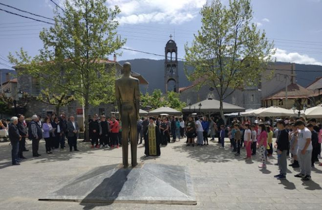 &Mu;έ&Rho;&Alpha;25: &Mu;ά&theta;&iota;&omicron;&sigmaf; &Pi;ό&tau;&alpha;&gamma;&alpha;&sigmaf;: &Tau;&alpha; &sigma;ύ&mu;&beta;&omicron;&lambda;&alpha; &delta;&epsilon;&nu; &mu;&epsilon;&tau;&alpha;&kappa;&iota;&nu;&omicron;ύ&nu;&tau;&alpha;&iota;, &eta; &iota;&sigma;&tau;&omicron;&rho;&iota;&kappa;ή &mu;&nu;ή&mu;&eta; &delta;&epsilon;&nu; &sigma;&tau;&rho;&epsilon;&beta;&lambda;ώ&nu;&epsilon;&tau;&alpha;&iota;, &omicron;&iota; &iota;&delta;έ&epsilon;&sigmaf; &mu;έ&nu;&omicron;&upsilon;&nu; ό&rho;&theta;&iota;&epsilon;&sigmaf;