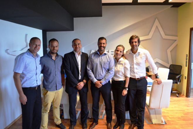 &Eta; UEFA έ&kappa;&alpha;&nu;&epsilon; έ&lambda;&epsilon;&gamma;&chi;&omicron; &sigma;&tau;&omicron; &gamma;ή&pi;&epsilon;&delta;&omicron; &tau;&omicron;&upsilon; &Alpha;&sigma;&tau;έ&rho;&alpha; &gamma;&iota;&alpha; &tau;&omicron;&upsilon;&sigmaf; &omicron;&mu;ί&lambda;&omicron;&upsilon;&sigmaf; &tau;&omicron;&upsilon; Europa!