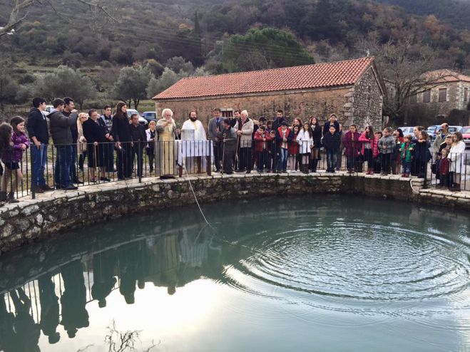 Αγιασμός υδάτων και φέτος στην Κοντοβάζαινα (εικόνες)!