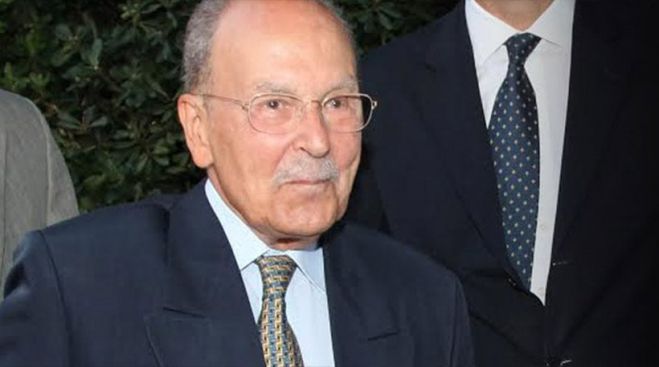 &Alpha;&pi;&epsilon;&beta;ί&omega;&sigma;&epsilon; &omicron; &Kappa;&omega;&sigma;&tau;ή&sigmaf; &Sigma;&tau;&epsilon;&phi;&alpha;&nu;ό&pi;&omicron;&upsilon;&lambda;&omicron;&sigmaf; ...