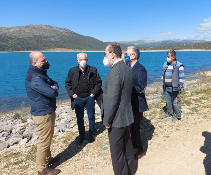 Υφυπουργός Αγροτικής Ανάπτυξης: "Στις αρχές του 2022 θα είμαστε έτοιμοι να δημοπρατήσουμε το έργο για τη λίμνη Τάκα"