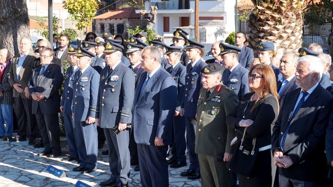 &Pi;&alpha;&pi;&alpha;&eta;&lambda;&iota;&omicron;ύ: &laquo;&Tau;&omicron; &chi;&omega;&rho;&iota;ό &tau;&omicron;&upsilon;, &omicron;&iota; &Chi;&rho;ά&nu;&omicron;&iota;, &delta;&iota;&kappa;&alpha;&iota;&omicron;ύ&nu;&tau;&alpha;&iota; &nu;&alpha; &epsilon;ί&nu;&alpha;&iota; &upsilon;&pi;&epsilon;&rho;ή&phi;&alpha;&nu;&omicron; &gamma;&iota;&alpha; &tau;&omicron;&nu; Ή&rho;&omega;&alpha; &Gamma;&rho;&eta;&gamma;ό&rho;&eta; &Beta;&alpha;&lambda;&kappa;&alpha;&nu;ά&raquo;