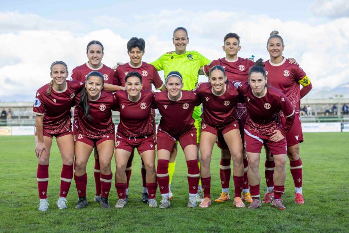 &Alpha;&nu;&alpha;&beta;&lambda;ή&theta;&eta;&kappa;&epsilon; &omicron; &alpha;&gamma;ώ&nu;&alpha;&sigmaf; &tau;&omega;&nu; &gamma;&upsilon;&nu;&alpha;&iota;&kappa;ώ&nu; &tau;&omicron;&upsilon; &Alpha;&sigma;&tau;έ&rho;&alpha; - &Delta;&epsilon;&nu; &mu;&pi;ό&rho;&epsilon;&sigma;&epsilon; &nu;&alpha; &tau;&alpha;&xi;&iota;&delta;έ&psi;&epsilon;&iota; &gamma;&iota;&alpha; &Tau;&rho;ί&pi;&omicron;&lambda;&eta; &eta; &alpha;&nu;&tau;ί&pi;&alpha;&lambda;&omicron;&sigmaf; &alpha;&pi;ό &tau;&eta;&nu; &Kappa;&rho;ή&tau;&eta;