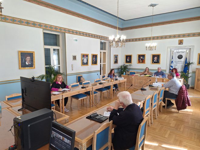 &Epsilon;&gamma;&kappa;&rho;ί&theta;&eta;&kappa;&epsilon; &tau;&omicron; έ&rho;&gamma;&omicron; &laquo;&Alpha;&pi;&omicron;&kappa;&alpha;&tau;ά&sigma;&tau;&alpha;&sigma;&eta; &beta;&alpha;&tau;ό&tau;&eta;&tau;&alpha;&sigmaf; &Epsilon;&pi;&alpha;&rho;&chi;&iota;&alpha;&kappa;ή&sigmaf; &Omicron;&delta;&omicron;ύ &Mu;&epsilon;&gamma;&alpha;&lambda;ό&pi;&omicron;&lambda;&eta;&sigmaf;- &Lambda;&upsilon;&kappa;&alpha;ί&omicron;&upsilon;, &mu;έ&sigma;&omega; &Theta;&omega;&kappa;&nu;ί&alpha;&sigmaf;&raquo;