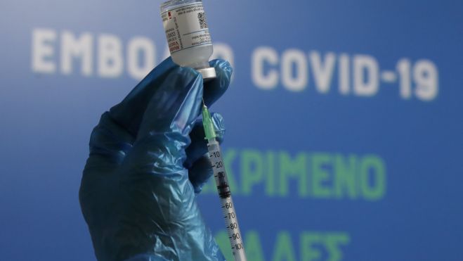 Κικίλιας | Μπόνους σε γιατρούς και φαρμακοποιούς για να εμβολιάζουν!