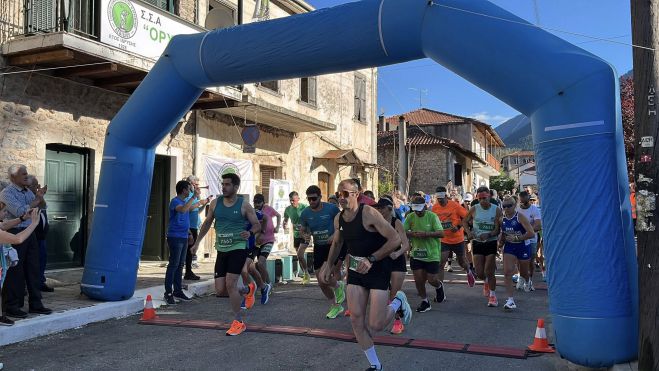 Δρομείς κάθε ηλικίας στα Στριφτομπόλια 2026 (εικόνες - βίντεο)