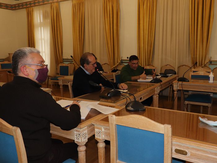 &Tau;&eta;&lambda;&epsilon;&delta;&iota;ά&sigma;&kappa;&epsilon;&psi;&eta; &Nu;ί&kappa;&alpha; &sigma;&chi;&epsilon;&tau;&iota;&kappa;ά &mu;&epsilon; &tau;&omicron; &phi;&upsilon;&sigma;&iota;&kappa;ό &alpha;έ&rho;&iota;&omicron; &kappa;&alpha;&iota; &tau;&omicron; &tau;&rho;έ&nu;&omicron; &sigma;&tau;&eta;&nu; &Pi;&epsilon;&rho;&iota;&phi;έ&rho;&epsilon;&iota;&alpha; &Pi;&epsilon;&lambda;&omicron;&pi;&omicron;&nu;&nu;ή&sigma;&omicron;&upsilon;