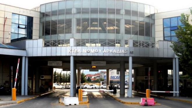 &Pi;&epsilon;&nu;&tau;&epsilon;&phi;&omicron;ύ&nu;&tau;&eta; (&mu;έ&tau;&omicron;&chi;&omicron;&sigmaf; &Kappa;&Tau;&Epsilon;&Lambda;): &laquo;&Lambda;έ&epsilon;&iota; &psi;έ&mu;&mu;&alpha;&tau;&alpha; &omicron; &omicron;&delta;&eta;&gamma;ό&sigmaf;, &delta;&epsilon;&nu; &tau;&omicron;&upsilon; &pi;&rho;ό&tau;&epsilon;&iota;&nu;&alpha; &mu;&epsilon;ί&omega;&sigma;&eta; &mu;&iota;&sigma;&theta;&omicron;ύ!&raquo; (ή&chi;&omicron;&sigmaf;)