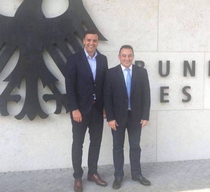 &Tau;&alpha; &sigma;&upsilon;&gamma;&chi;&alpha;&rho;&eta;&tau;ή&rho;&iota;&alpha; &tau;&omicron;&upsilon; &Kappa;ώ&sigma;&tau;&alpha; &Beta;&lambda;ά&sigma;&eta; &sigma;&tau;&omicron;&nu; &Beta;&alpha;&sigma;ί&lambda;&eta; &Kappa;&iota;&kappa;ί&lambda;&iota;&alpha;!