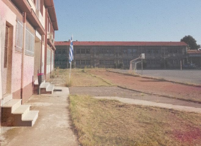 &Epsilon;&nu;&iota;&alpha;ί&omicron; &Epsilon;&iota;&delta;&iota;&kappa;ό &Epsilon;&pi;&alpha;&gamma;&gamma;&epsilon;&lambda;&mu;&alpha;&tau;&iota;&kappa;ό &Gamma;&upsilon;&mu;&nu;ά&sigma;&iota;&omicron;-&Lambda;ύ&kappa;&epsilon;&iota;&omicron; &Tau;&rho;ί&pi;&omicron;&lambda;&eta;&sigmaf; | &Tau;&omicron; &beta;ί&nu;&tau;&epsilon;&omicron; &pi;&alpha;&rho;&omicron;&upsilon;&sigma;ί&alpha;&sigma;&eta;&sigmaf; &tau;&omicron;&upsilon; &sigma;&chi;&omicron;&lambda;&epsilon;ί&omicron;&upsilon;! (vd)