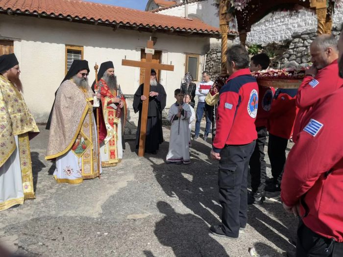 &Eta; &Pi;&epsilon;&rho;&iota;&phi;&omicron;&rho;ά &Epsilon;&pi;&iota;&tau;&alpha;&phi;ί&omicron;&upsilon; &sigma;&tau;&eta; &Mu;&omicron;&nu;ή &Beta;&alpha;&rho;&sigma;ώ&nu; (&epsilon;&iota;&kappa;ό&nu;&epsilon;&sigmaf;)