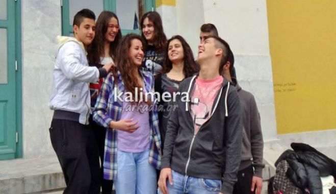 &Phi;&epsilon;ύ&gamma;&omicron;&upsilon;&nu; &gamma;&iota;&alpha; &tau;&eta; &Nu;ό&tau;&iota;&alpha; &Kappa;&omicron;&rho;έ&alpha; &omicron;&iota; 3citizens &alpha;&pi;ό &tau;&eta;&nu; &Tau;&rho;ί&pi;&omicron;&lambda;&eta;! (vd)