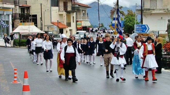 Βλαχέρνα και Λεβίδι τίμησαν την Επέτειο του ΟΧΙ (εικόνες)