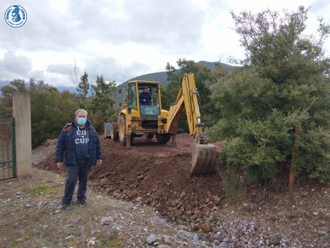 Δήμος Τρίπολης | Σειρά παρεμβάσεων στο χωριό της Βλαχέρνας - Κολλίντζας: "Είμαι ικανοποιημένος από τα έργα" (vd)