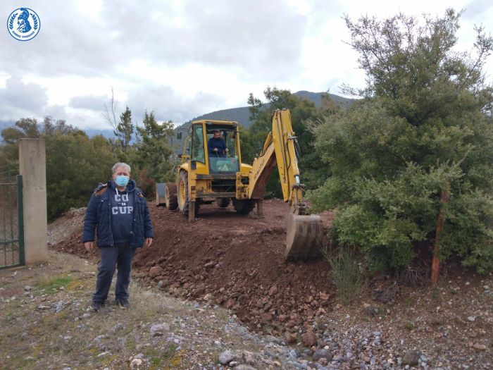 Δήμος Τρίπολης | Σειρά παρεμβάσεων στο χωριό της Βλαχέρνας - Κολλίντζας: &quot;Είμαι ικανοποιημένος από τα έργα&quot; (vd)