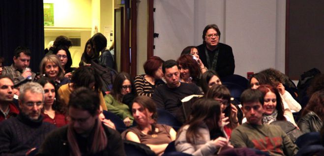 &Beta;&rho;&alpha;&beta;&epsilon;ί&omicron; &sigma;&tau;&omicron; &Lambda;&omicron;&nu;&delta;ί&nu;&omicron; &gamma;&iota;&alpha; &nu;&tau;&omicron;&kappa;&iota;&mu;&alpha;&nu;&tau;έ&rho; &tau;&omicron;&upsilon; &Alpha;&rho;&kappa;ά &sigma;&kappa;&eta;&nu;&omicron;&theta;έ&tau;&eta; &Alpha;&lambda;έ&xi;&alpha;&nu;&delta;&rho;&omicron;&upsilon; &Pi;&alpha;&pi;&alpha;&eta;&lambda;&iota;&omicron;ύ!