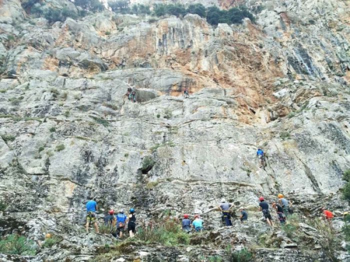 &Alpha;&nu;&alpha;&rho;&rho;ί&chi;&eta;&sigma;&eta; &sigma;&tau;&eta; &Nu;&epsilon;&sigma;&tau;ά&nu;&eta; &alpha;&pi;ό &tau;&omicron;&nu; &Epsilon;&Omicron;&Sigma; &Tau;&rho;ί&pi;&omicron;&lambda;&eta;&sigmaf;