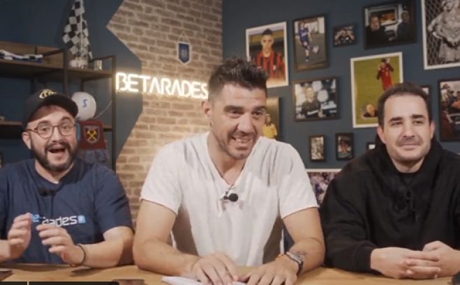 &Kappa;&alpha;&tau;&sigma;&omicron;&upsilon;&rho;ά&nu;&eta;&sigmaf;: "&Delta;&epsilon;&nu; &upsilon;&pi;ά&rho;&chi;&epsilon;&iota; &kappa;&alpha;&nu;έ&nu;&alpha; &pi;έ&nu;&alpha;&lambda;&tau;&iota; &sigma;&tau;&omicron; &pi;&alpha;&iota;&chi;&nu;ί&delta;&iota; &Pi;&Alpha;&Omicron; - &Alpha;&sigma;&tau;έ&rho;&alpha;&sigmaf;"! (vd)